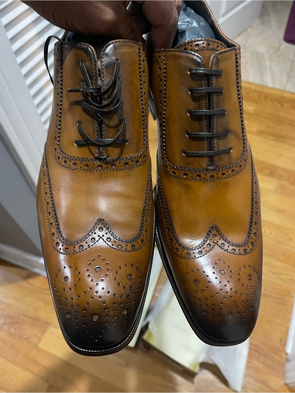 To Boot Cognac Leather Wingtip Oxfords Sz 10.5